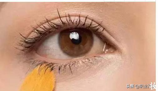 新手画眼影误区，眼影刷的科普，如何选择合适的眼影刷  第6张